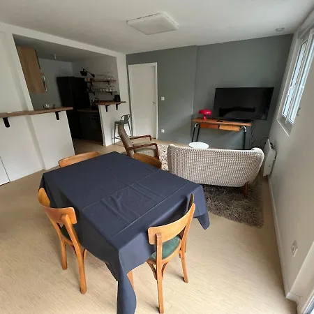 Lavallois - Parking Couvert Gratuit *